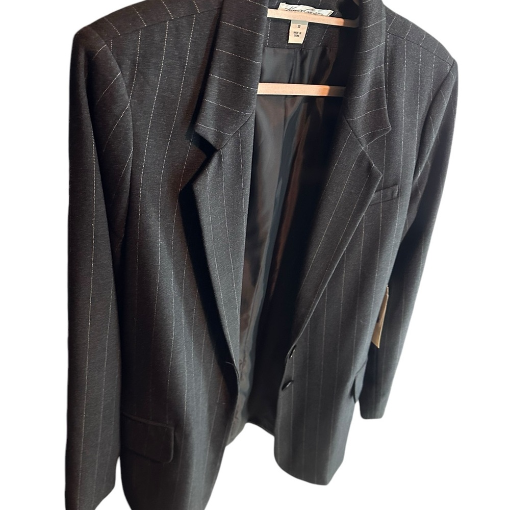 Kenneth Cole gray blazer - Picture 2 of 8